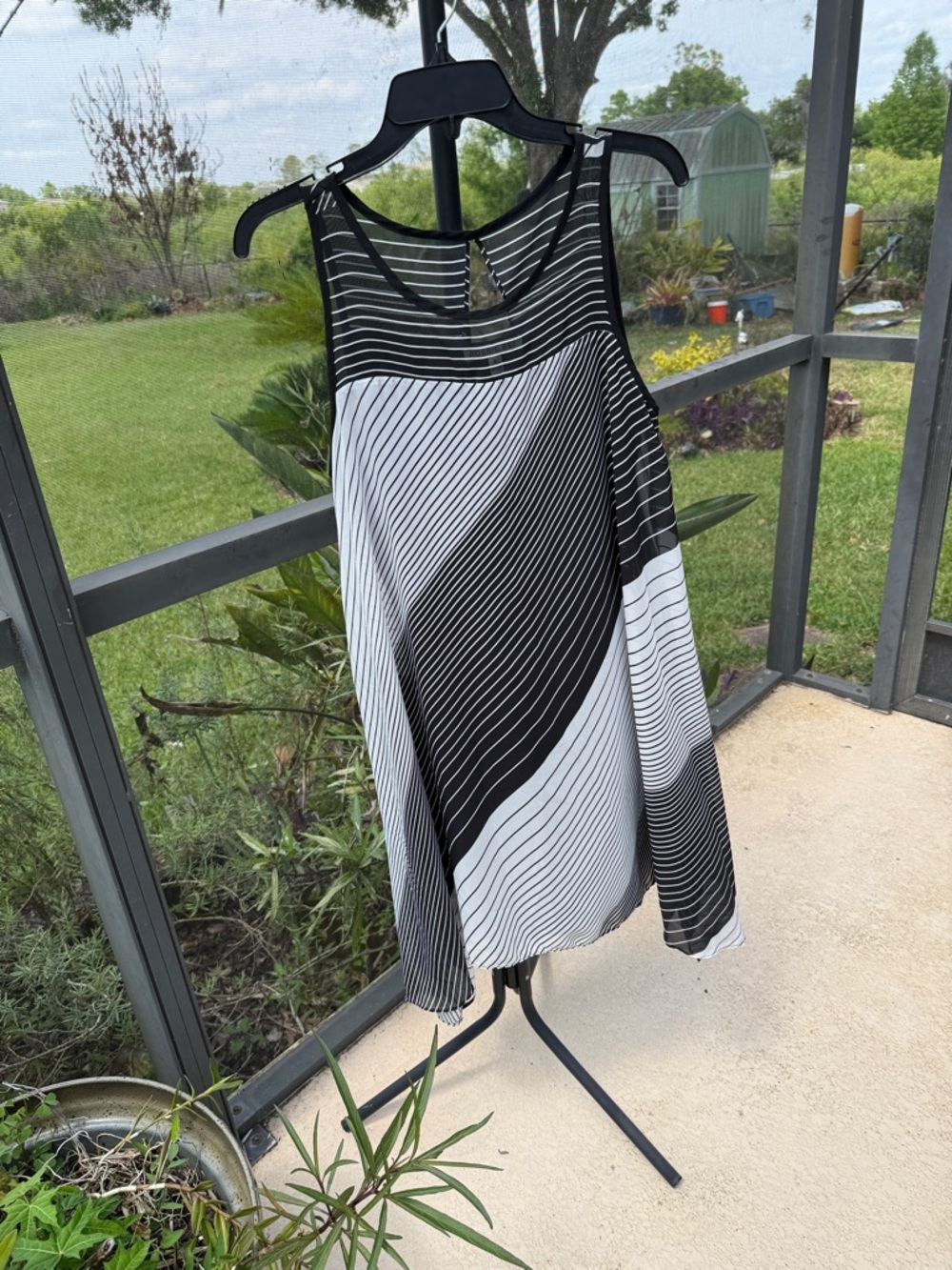 Robbie Bee Black & White Striped Sleeveless Swing Dress